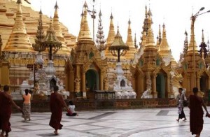 Picture 34 300x196 Young burmese director wins film prize in Japan